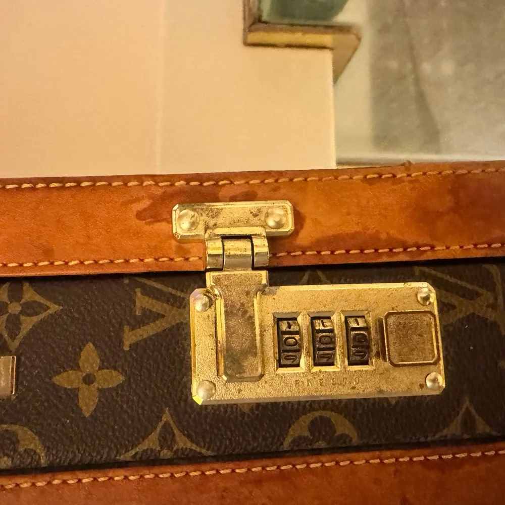 Louis Vuitton Brown and Tan Monogram Briefcase